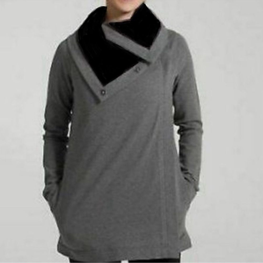 Lululemon Savasana Wrap Sweater oversized funnel neck snap Jacket size 4